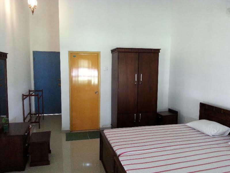 Serenity Lake Resort Yala Tissamaharama Ngoại thất bức ảnh