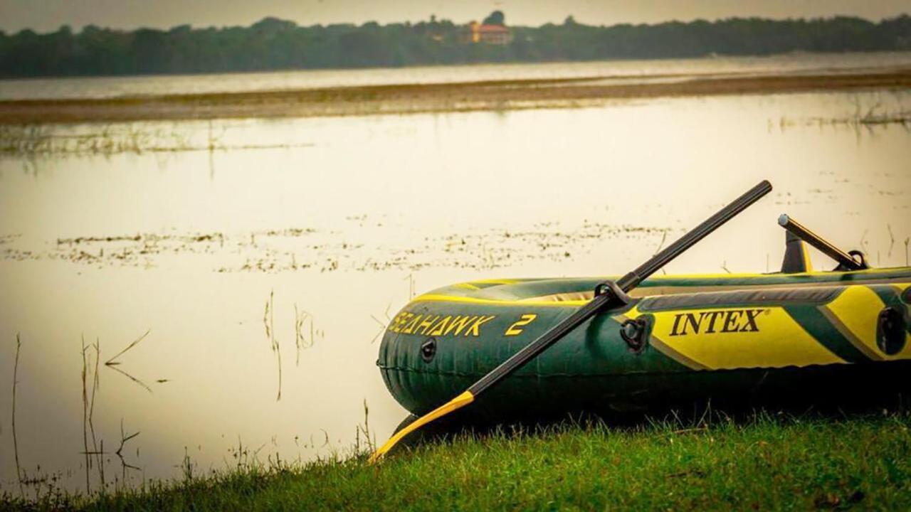 Serenity Lake Resort Yala Tissamaharama Ngoại thất bức ảnh
