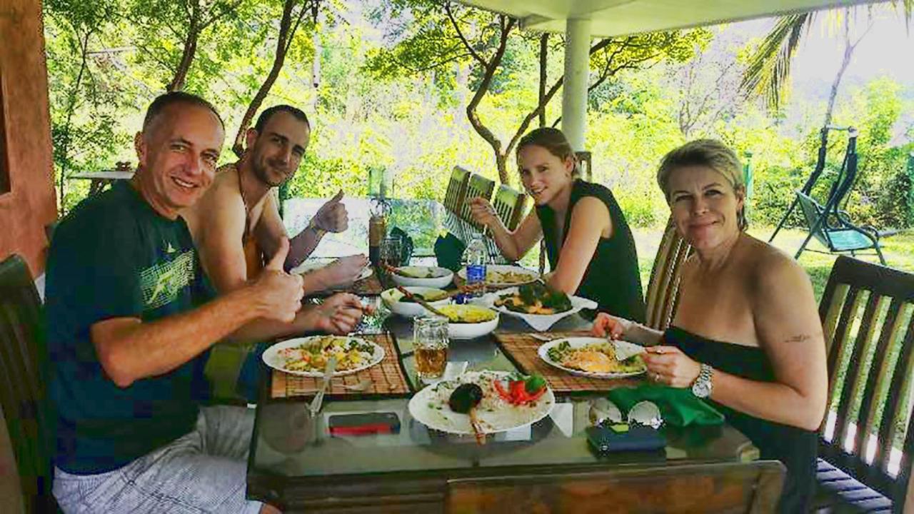 Serenity Lake Resort Yala Tissamaharama Ngoại thất bức ảnh